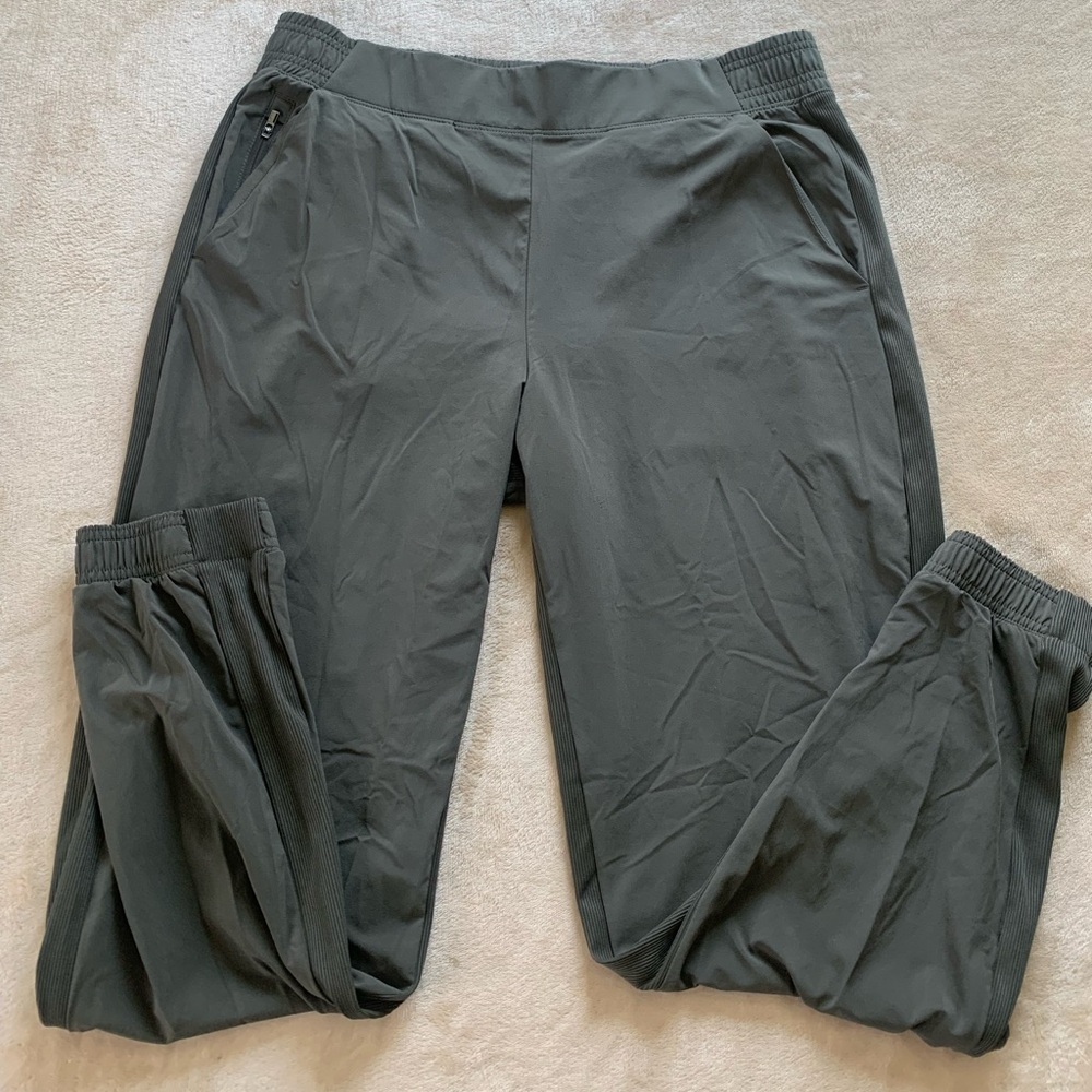 Athleta Plus size 14 The Brooklyn Jogger Pants in Dark Green - Picture 2 of 11
